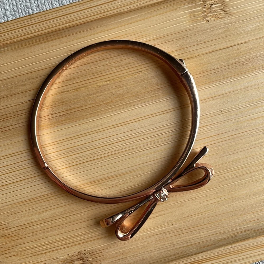 Kate Spade Love Note Rose Gold Bow Rhinestone Hinge Bangle Bracelet - Picture 6 of 9